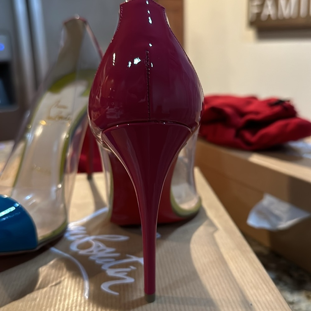 Red bottoms - Picture 4 of 4
